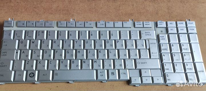 Клавиатуры б\у для ноутбуков Lenovo, Toshiba