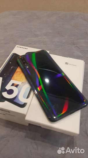 Samsung Galaxy A50, 4/64 ГБ