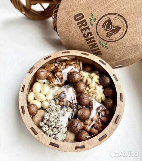 Подарочные боксы