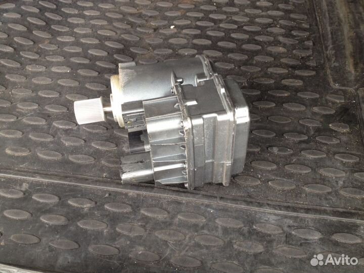 Электродвигатель рулевой рейки на Opel Insignia