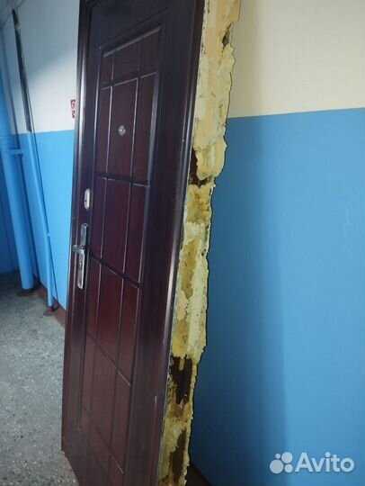 Дверь входная металлическая