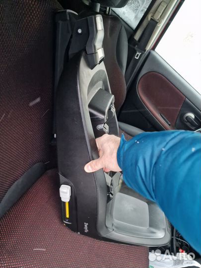 База Maxi-Cosi 2wayFix