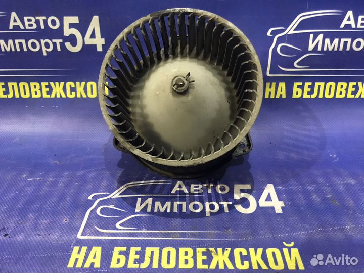 Моторчик печки toyota ceres AE101, AE100 4A-FE, 5A