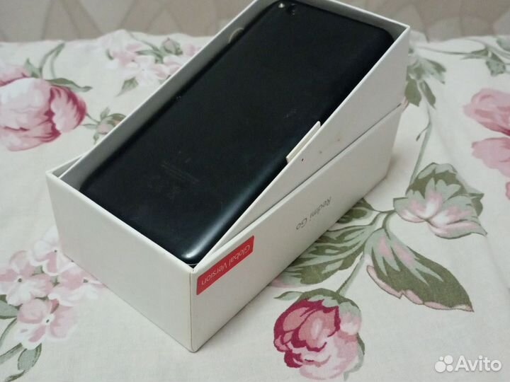 Телефон Redmi Go