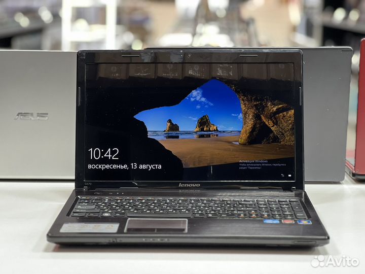 Шустрый ноутбук Core i5 8G озу SSD256g Металл