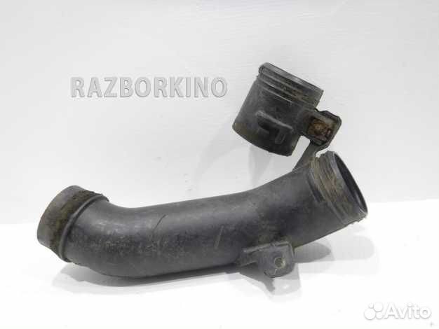 Патрубок воздушного фильтра