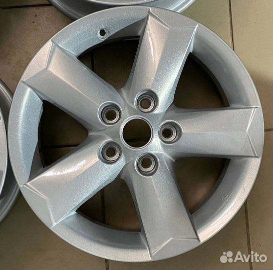 R16 диски 5x114.3 оригинал Nissan Renault