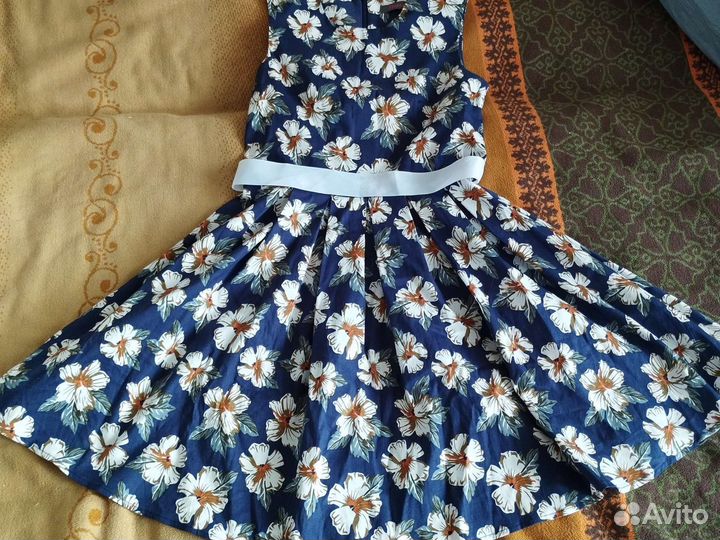 Одежда для девочки 2-4 класс