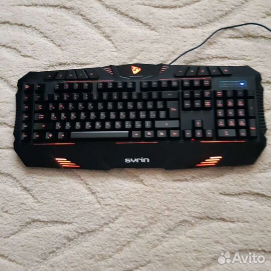 Игровая клавиатура с подсветкой