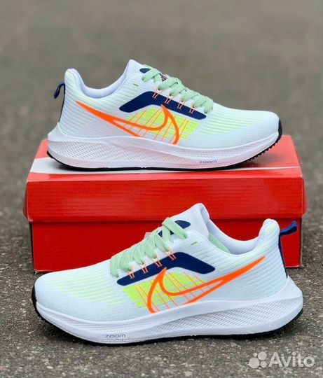 Кроссовки мужские беговые Nike