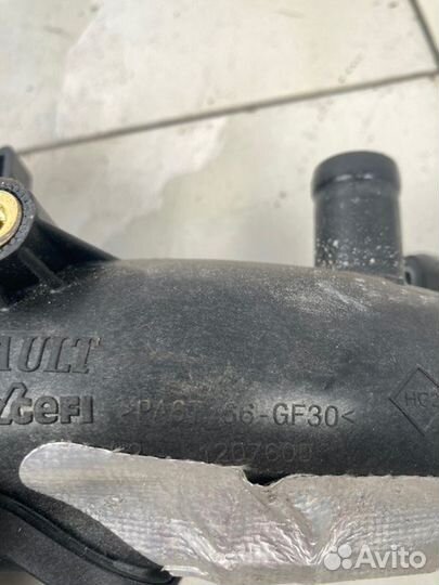 Патрубок воздушного фильтра Renault Captur J5 1.5