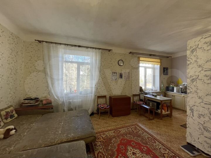 Комната 57 м² в 2-к., 3/5 эт.