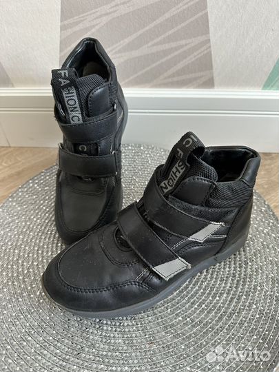 Ботинки демисезонные 34