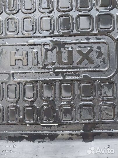 Коврики в машину комплект