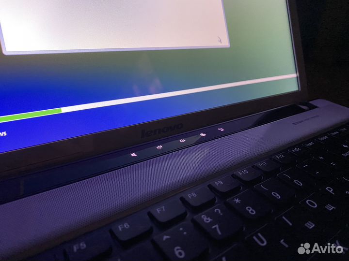 Игровой ноутбук Lenovo