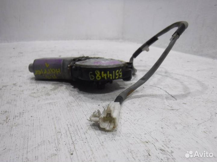 Моторчик заднего правого стеклоподъемника