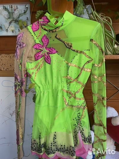 Купальник для художественной гимнастики