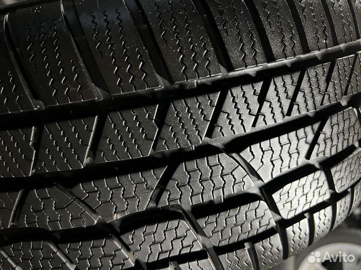 Continental WinterContact TS 850 P 245/40 R20