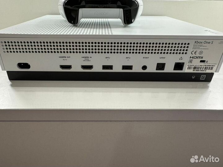 Xbox one s 1tb с играми