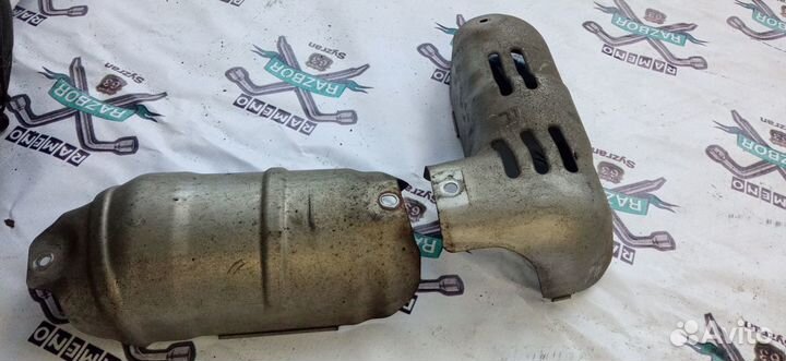 Кожух выпускного коллектора Lexus RX Toyota Harrie