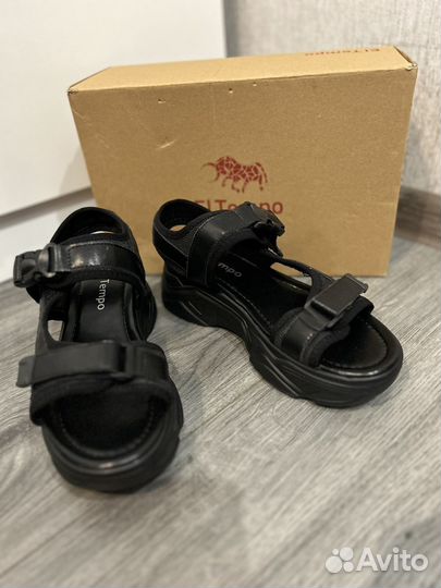 Сандалии женские 37 размер