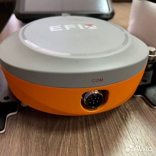 Автопилот подруливающее на трактор