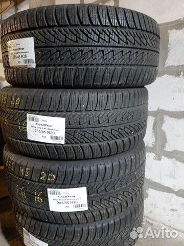 Goodyear UltraGrip 8 Performance 285/45 R20 112V