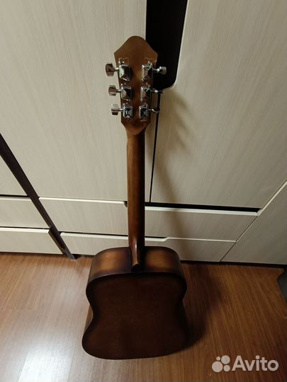 Акустическая гитара амистар