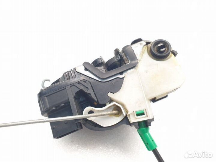Замок двери задний правый Chevrolet Cruze 1.6
