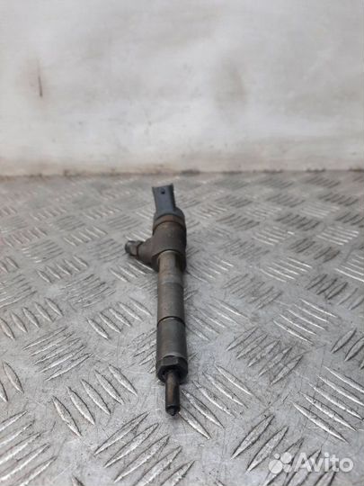 Форсунка Toyota Yaris хэтчбэк 1.4 1ndtv 2006