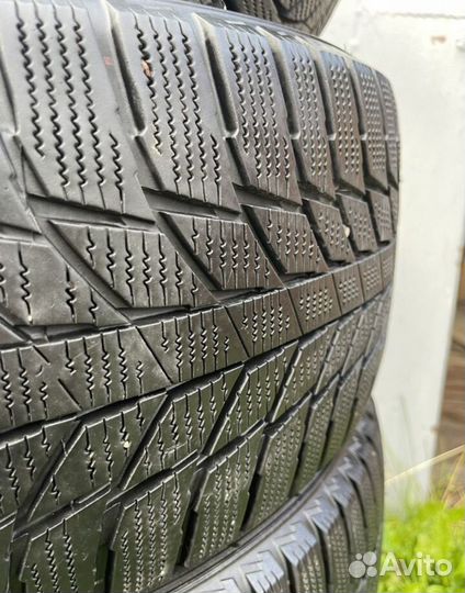 Triangle Snowlink TWT02 245/45 R18 100R