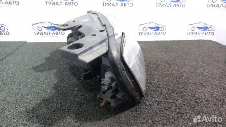 Chevrolet Captiva Фара