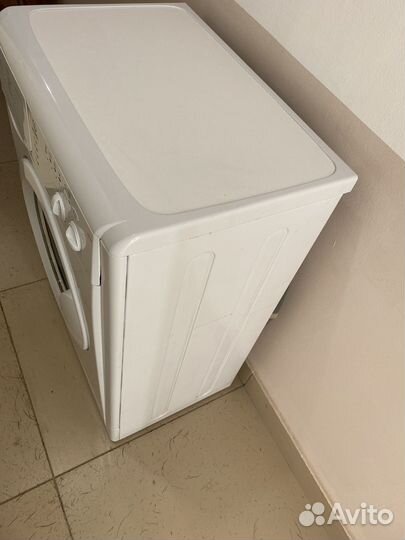 Стиральная машина indesit.Доставка