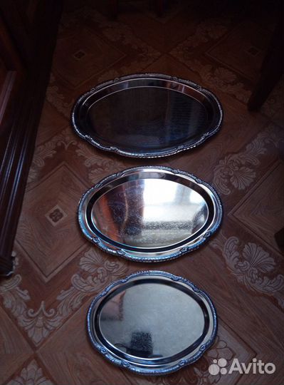 Набор подносов новый (3 штуки)