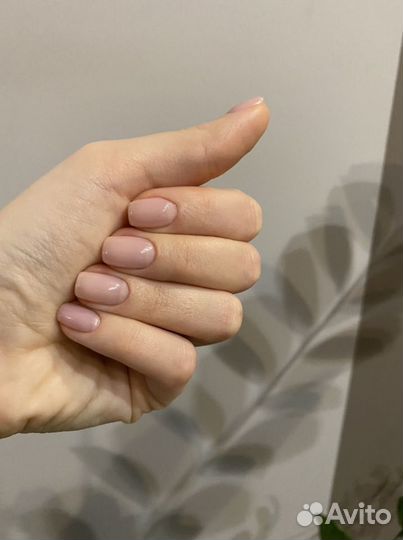 Маникюр с покрытием гель-лак