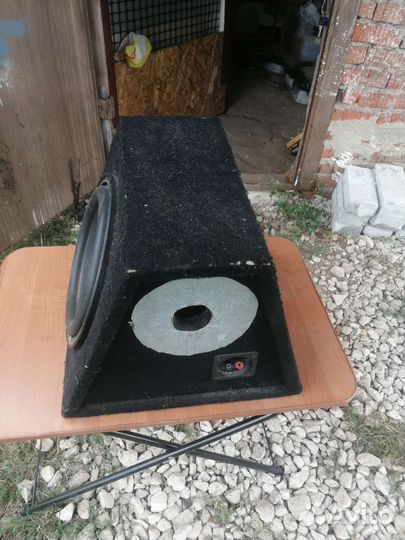 Сабвуфер для автомобиля