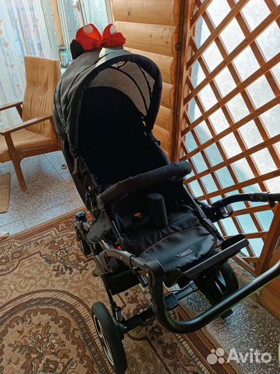 Коляска детская инвалидная hippo