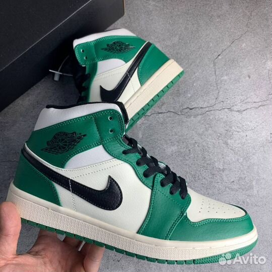 Nike AIR jordan retro 1 зеленые