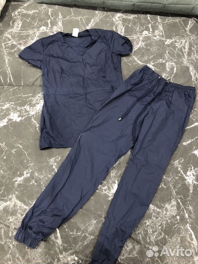 Медицинский костюм женский