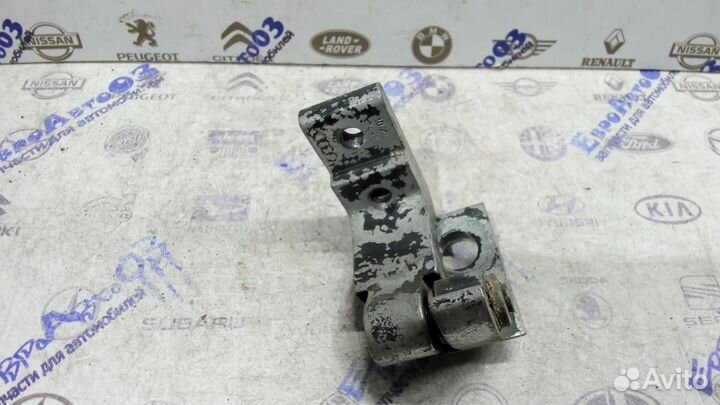 Петля двери задней левой верхняя Audi A6 C5 1997-2