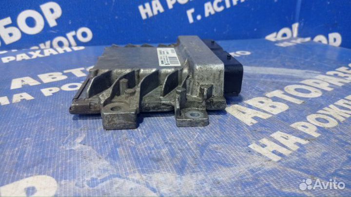 Блок управления двигателем Renault Logan 1 седан