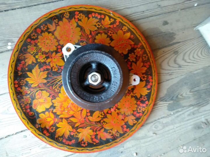 Предлагается новый генератор