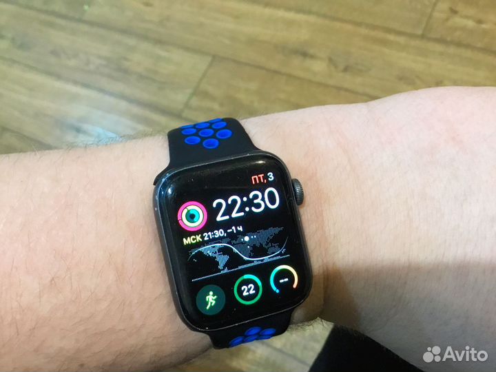 Apple Watch 4 44мм