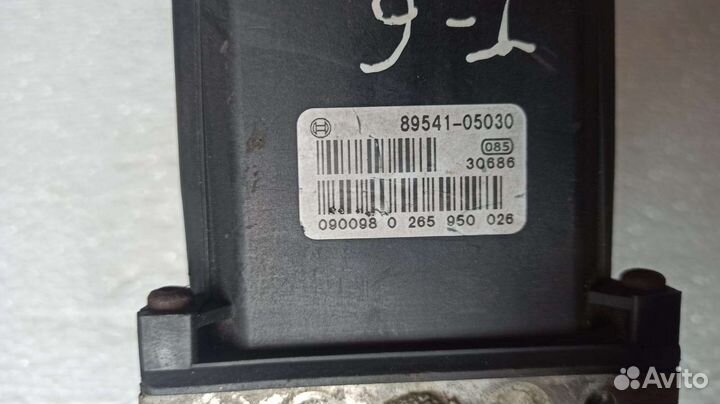 Блок ABS Toyota Avensis t220