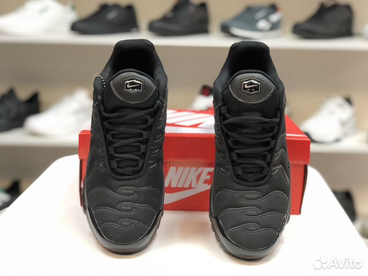 Кроссовки Nike Tn Plus