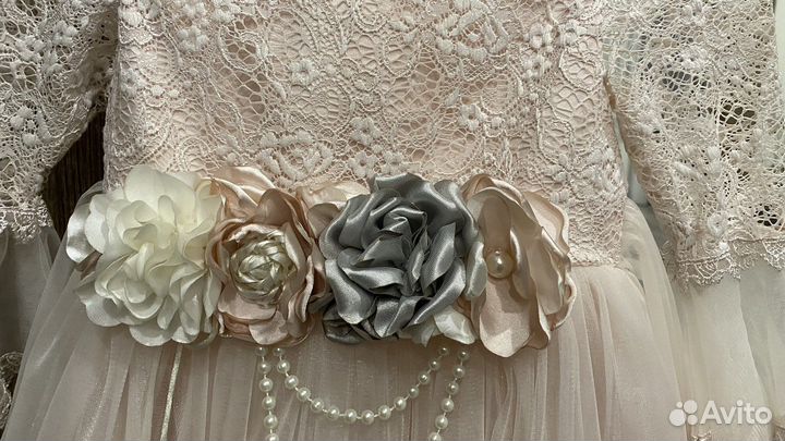 Платье праздничное