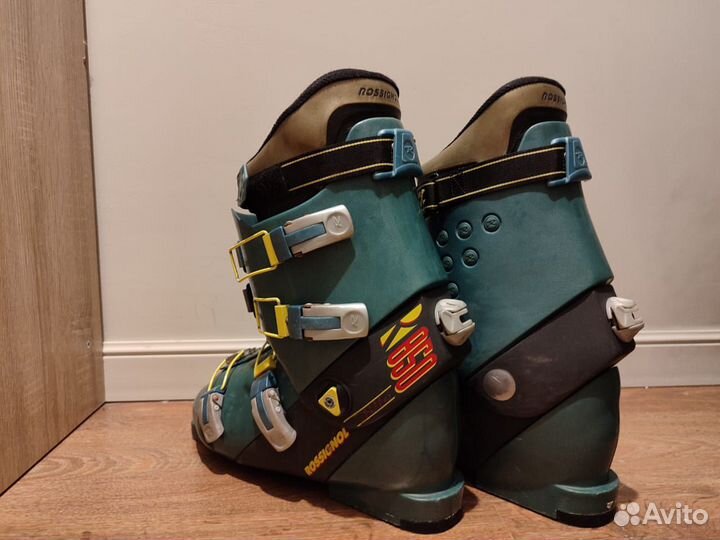 Горнолыжные ботинки