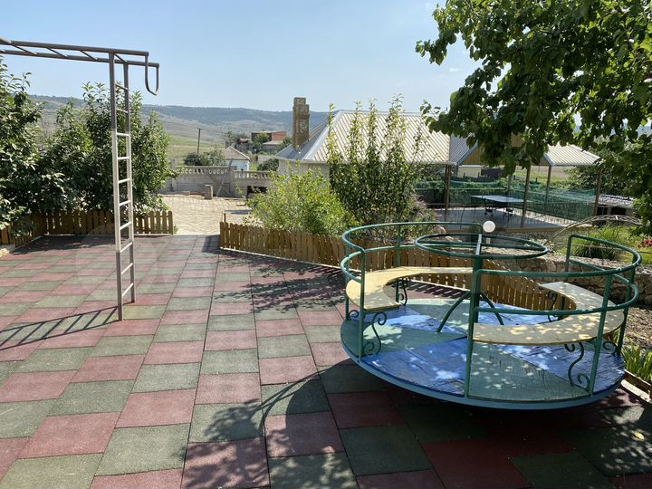 Гостиница, 500 м²