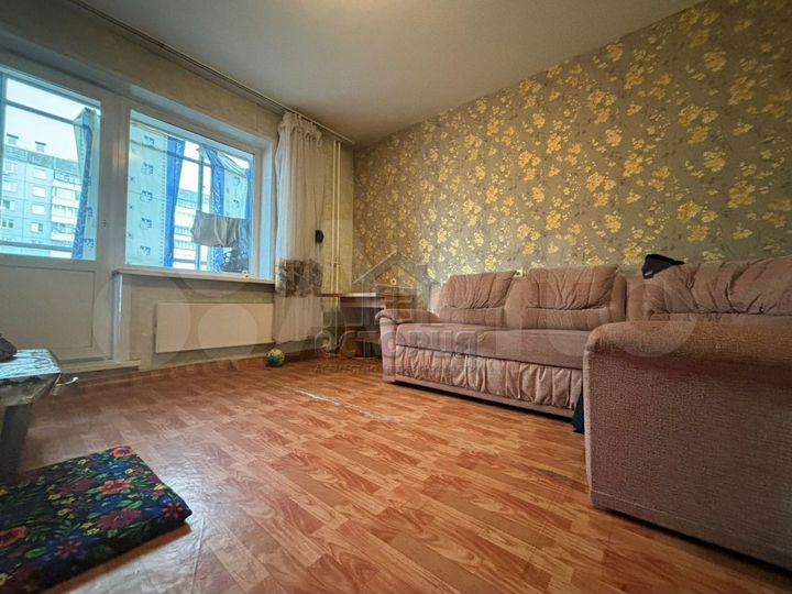 2-к. квартира, 54 м², 3/10 эт.