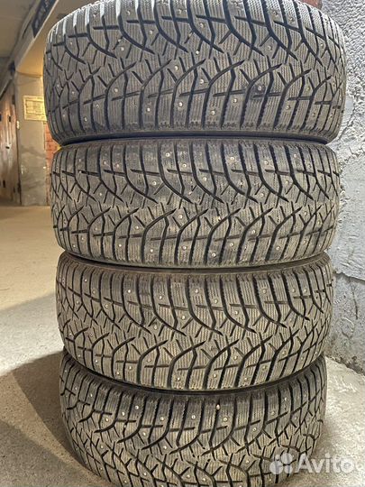 Bridgestone Blizzak Spike-02 225/45 R18 91T
